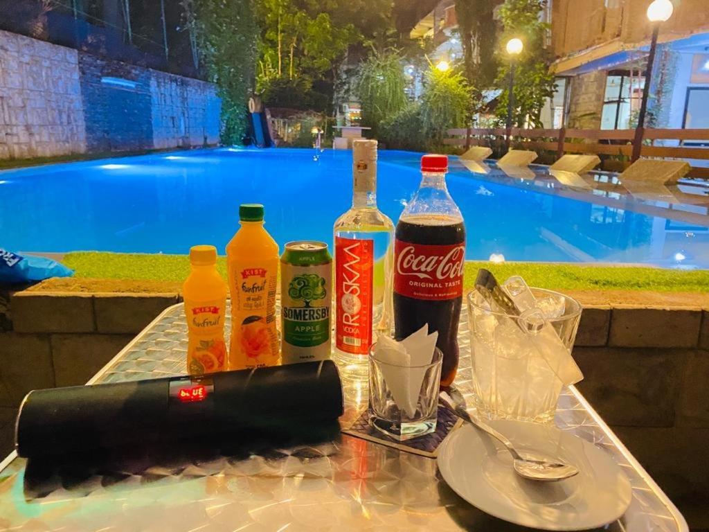 Hotel Tinaya Дамбулла Экстерьер фото